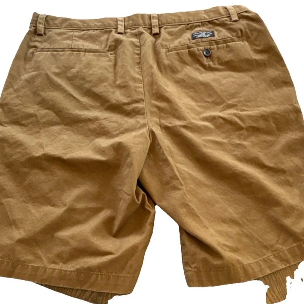 Banana Republic Men's Flat Front Shorts in Brown - Picture 2 of 5